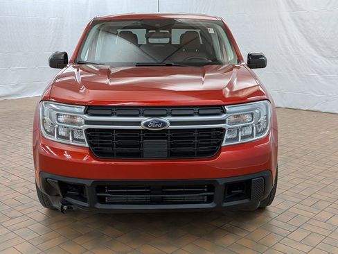 Certified 2024 Ford Maverick Lariat w/ FX4 Off-Road Package AWD/4WD image 2