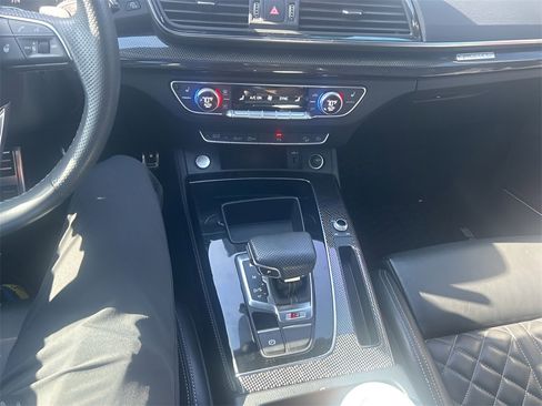 Used 2021 Audi SQ5 Premium Plus image 9
