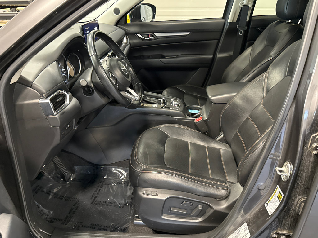 Certified 2021 MAZDA CX-5 Touring w/ Touring Preferred SV Package AWD/4WD image 6
