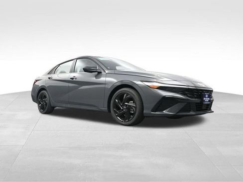 New 2026 Hyundai Elantra SEL Sport Premium FWD image 30