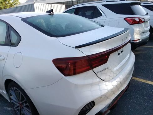 Used 2022 Kia Forte GT w/ GT2 Package FWD image 12