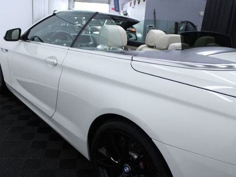 Used 2012 BMW 640i Convertible image 9