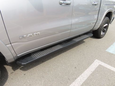 Used 2020 RAM 1500 Laramie AWD/4WD image 10