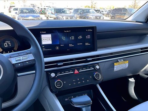 Certified 2025 Hyundai Tucson SEL image 7