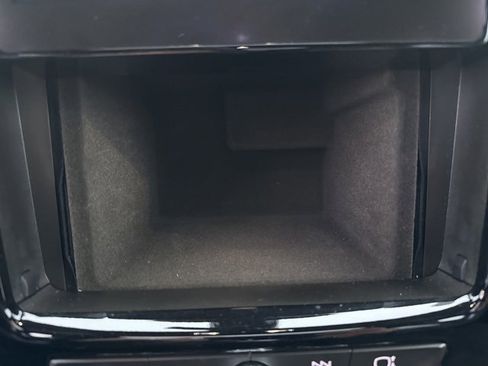 Used 2024 Chevrolet Traverse High Country image 26