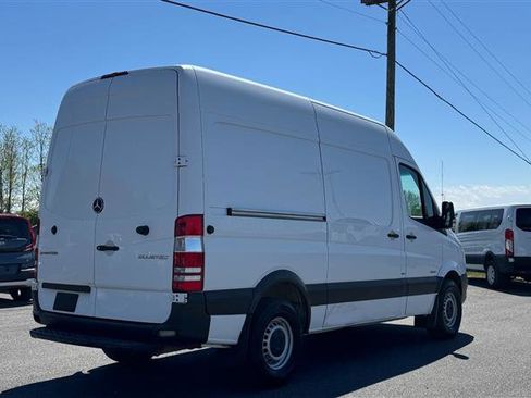 Used 2016 Mercedes-Benz Sprinter 2500 w/ Driver Comfort Package image 9