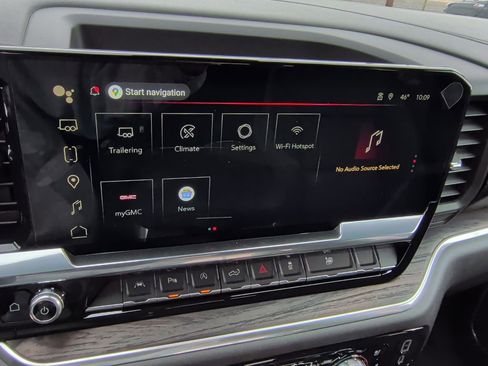 New 2026 GMC Sierra 1500 SLT image 29