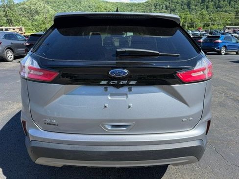 Used 2022 Ford Edge SEL w/ Convenience Package AWD/4WD image 5