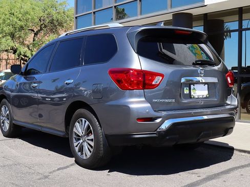 Used 2020 Nissan Pathfinder S FWD image 9