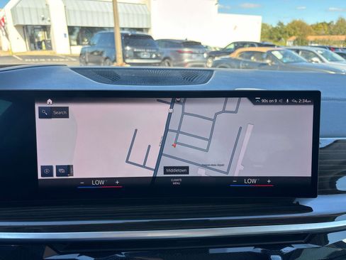 Used 2023 BMW X7 xDrive40i w/ Premium Package image 24