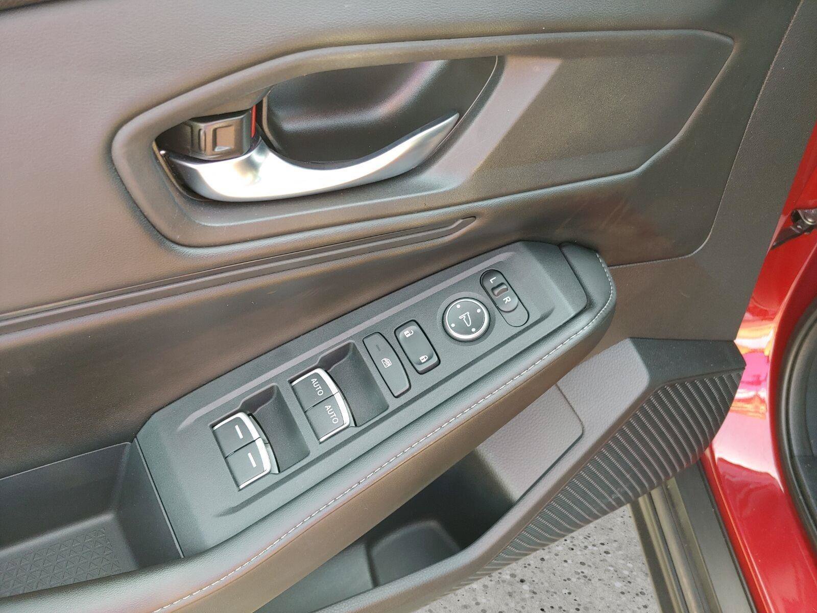 Used 2023 Honda Accord Sport image 12