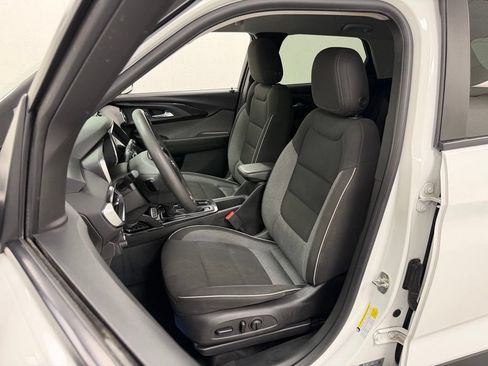 Used 2023 Chevrolet TrailBlazer LT w/ Convenience Package AWD/4WD image 18