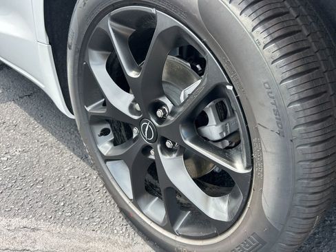 New 2026 Chrysler Pacifica Limited w/ S Appearance Package image 51