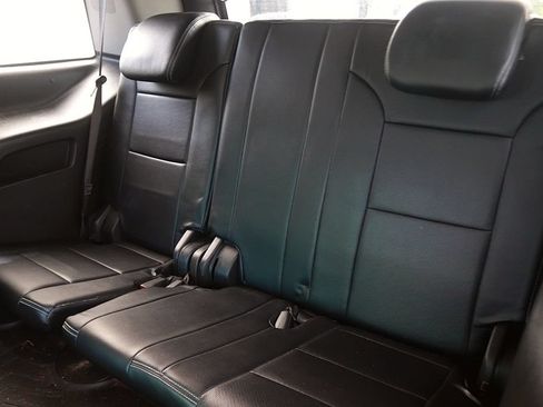 Used 2018 GMC Yukon SLE AWD/4WD image 15