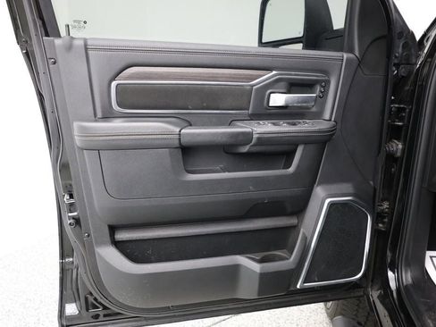 Used 2025 RAM 3500 Laramie w/ Night Edition AWD/4WD image 7