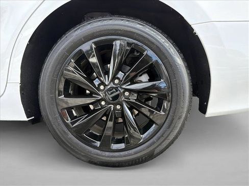 Certified 2024 Toyota Camry LE image 9