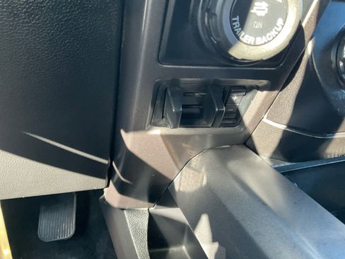 Used 2018 Ford F150 XLT w/ Equipment Group 302A Luxury image 23