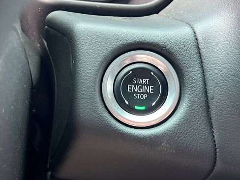 Used 2024 Chevrolet Tahoe RST AWD/4WD image 33