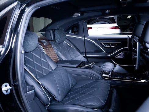 Used 2023 Mercedes-Benz Maybach S 680 4MATIC image 27