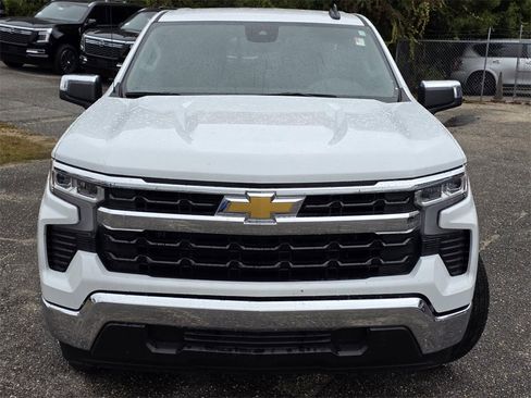 Used 2025 Chevrolet Silverado 1500 LT w/ All Star Edition Plus image 3