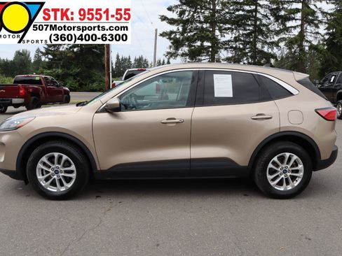 Used 2021 Ford Escape SE w/ Convenience Package AWD/4WD image 5