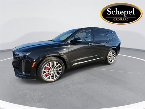 Used 2024 Cadillac XT6 Sport w/ LPO, Floor Liner Package image 4