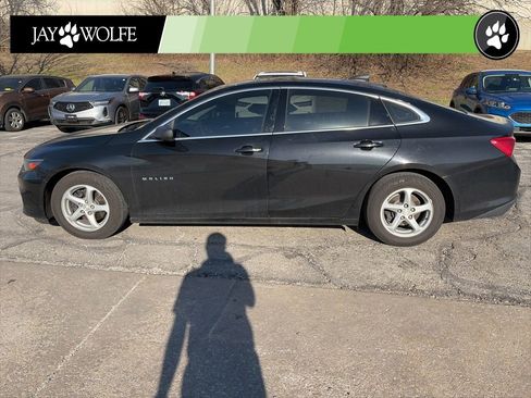 Used 2017 Chevrolet Malibu LS FWD image 8