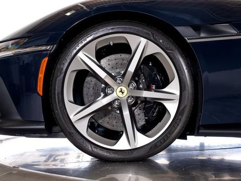 Used 2026 Ferrari 12Cilindri RWD image 19