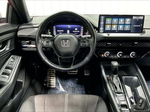Used 2024 Honda Accord Sport image 5