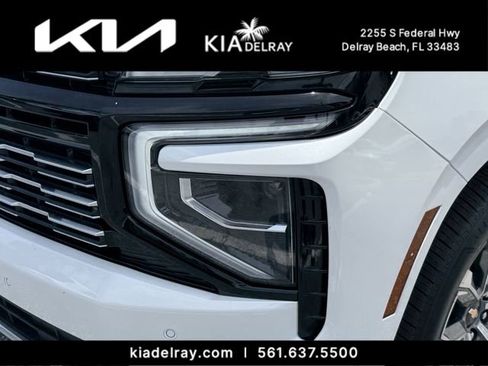 Used 2025 Chevrolet Tahoe High Country RWD image 4