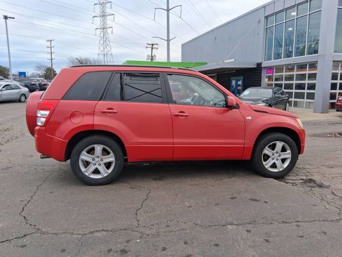 Used 2008 Suzuki Grand Vitara Luxury image 3