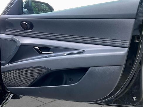 Used 2025 Hyundai Elantra Sport FWD image 22