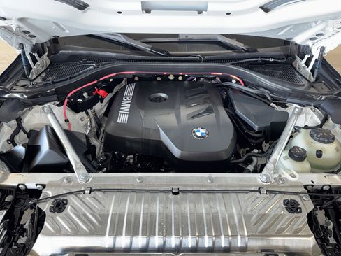 Certified 2025 BMW X3 xDrive30i w/ M Sport Package image 34