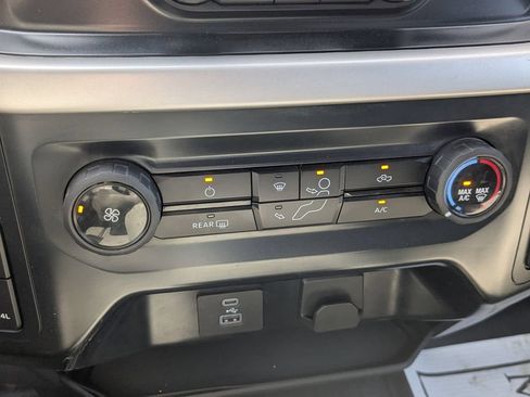 Used 2023 Ford F150 XLT AWD/4WD image 19