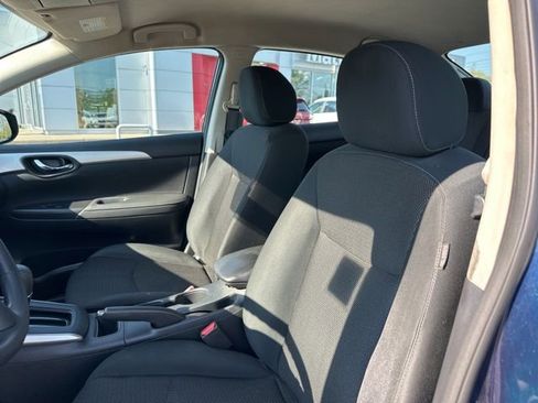 Used 2019 Nissan Sentra S w/ Appearance Package FWD image 11