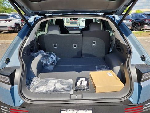 New 2025 Hyundai Ioniq 5 SEL image 8