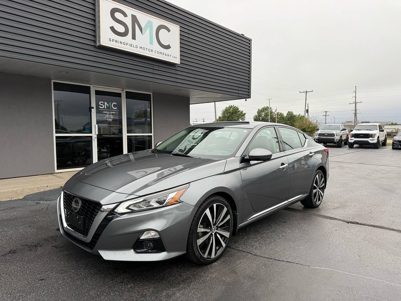 Used 2020 Nissan Altima 2.5 Platinum AWD/4WD image 1