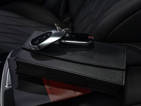 Used 2025 Mercedes-Benz S 63 AMG S image 84