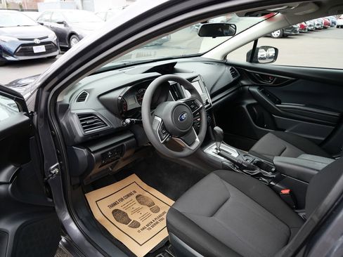 Used 2019 Subaru Impreza 2.0i image 9