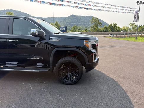 Used 2020 GMC Sierra 1500 Denali w/ Denali Premium Package AWD/4WD image 2