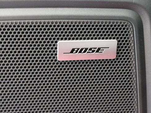 Used 2025 Porsche Macan image 28