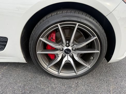 Used 2025 Genesis G70 2.5T RWD image 36