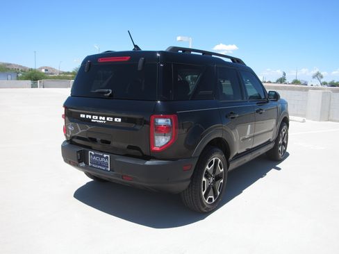 Used 2023 Ford Bronco Sport Outer Banks w/ Tech Package AWD/4WD image 5
