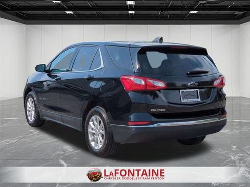 Used 2020 Chevrolet Equinox LT w/ Driver Convenience Package FWD image 3