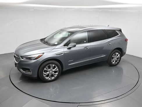 Used 2020 Buick Enclave Avenir w/ Avenir Technology Package FWD image 44