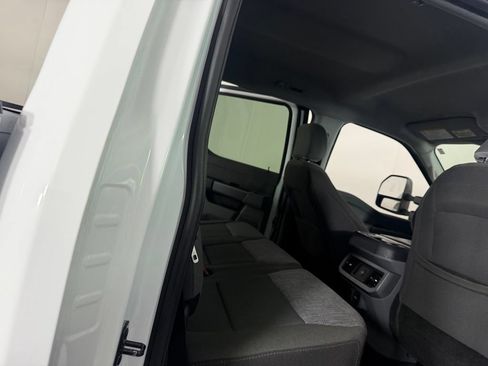 Used 2025 Ford F250 XLT w/ FX4 Off-Road Package AWD/4WD image 31