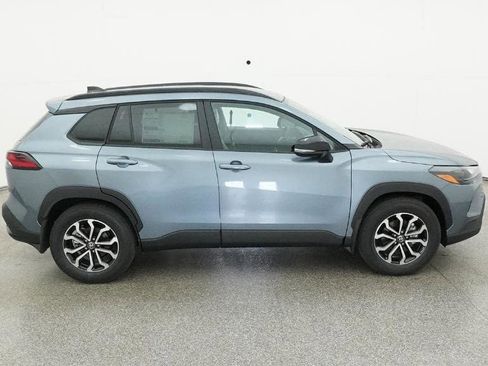 New 2026 Toyota Corolla Cross SE image 11