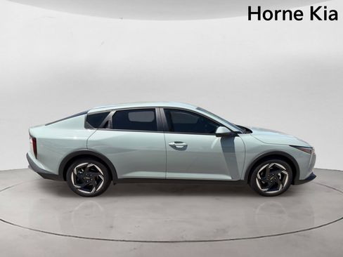 New 2026 Kia K4 EX FWD image 3