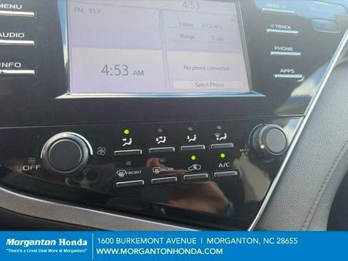 Used 2018 Toyota Camry LE FWD image 22