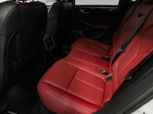 New 2026 Porsche Macan AWD/4WD image 30